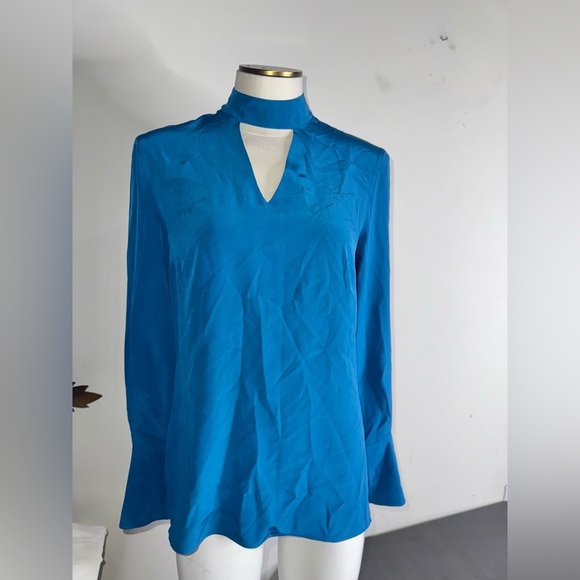 Akris Punto Cream Mulberry Silk Blouse - Picture 2 of 9